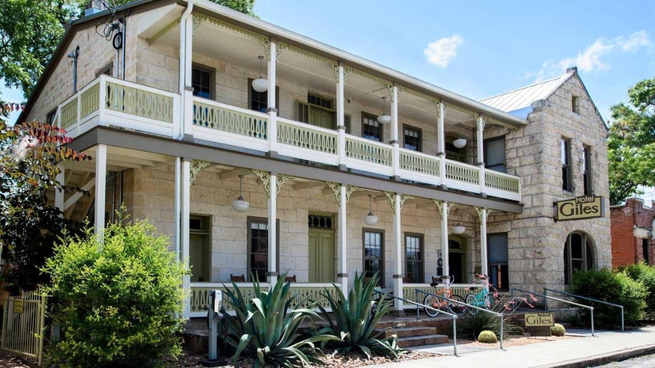 Hotel Giles Comfort Exterior photo